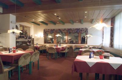 restaurant (Custom)jpg